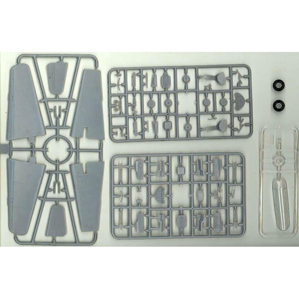 Навчально-тренувальний винищувач Як-23DC 1/48 A & A Models 4802