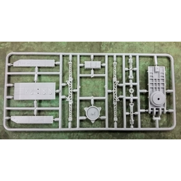  S-125M Neva-SC SA-3 GOA Missile System on T-55 Chassis   1/72 A&A Models 7217
