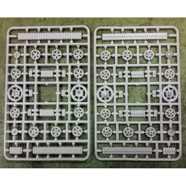  S-125M Neva-SC SA-3 GOA Missile System on T-55 Chassis   1/72 A&A Models 7217