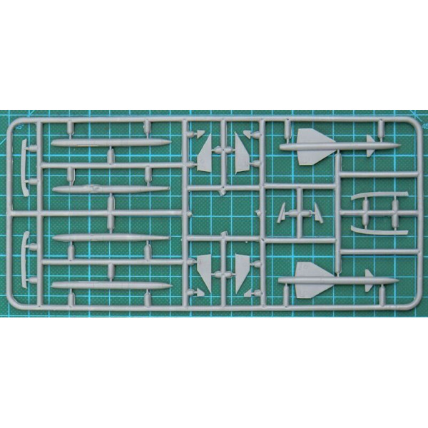 Flashlight-C Yak-27K-8 1/72 Amodel 72263