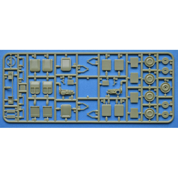 Iltis 0,5t Light truck 4x4  1/35 ACE 35101