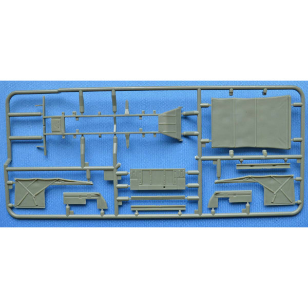 0,5t Light truck 4x4 Iltis w/Milan AT mission kit  1/35 ACE 35102