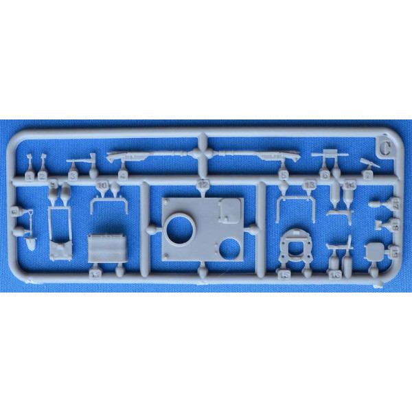 VB2L Mistral (SAM). Long base. 1/72 ACE 72423