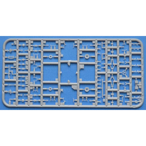 V-150 Commando Car (20mm or 90mm gun) 1/72 ACE 72430