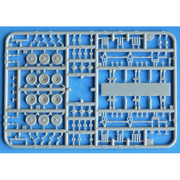 FV-601 Saladin Armoured car 1/72 ACE 72435