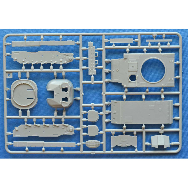 AMX-13 DCA twin 30mm AA version 1/72 ACE 72447