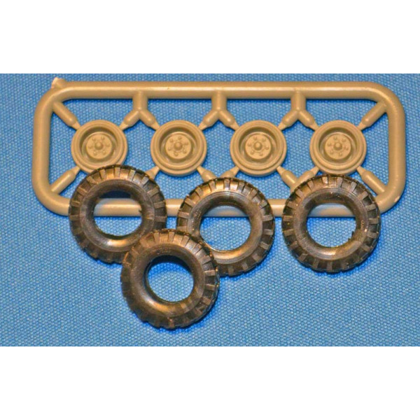 V-100 with XM-174 automatic grenade launcher 1/72 ACE 72454