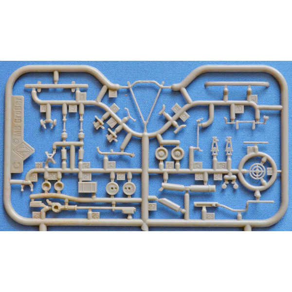 MB-770K Offener Tourenwagen - armoured cabriolet for Reichskanzler 1/72 ACE 72577