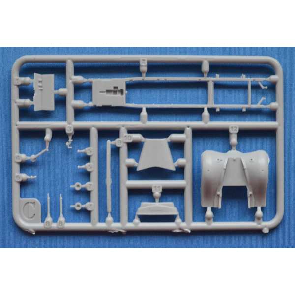 US V-8 Stake truck m.1936/37  1/72 ACE 72584