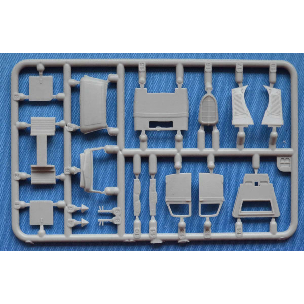 German V-8 model 51 truck 1/72 ACE 72585