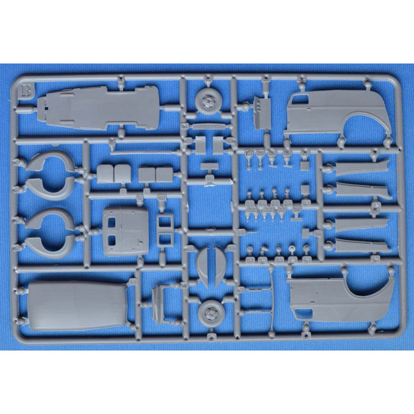 Ford Panel Van 1939  1/72 ACE 72589