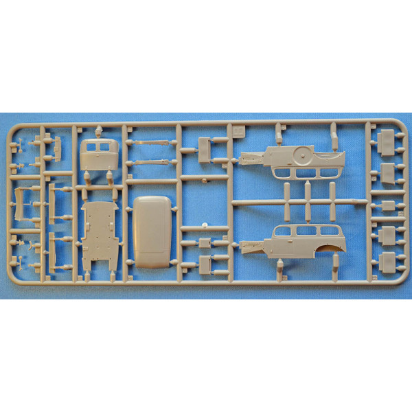 1/2 ton 4x4 Carryall WC-17(26)  1/72 ACE 72597