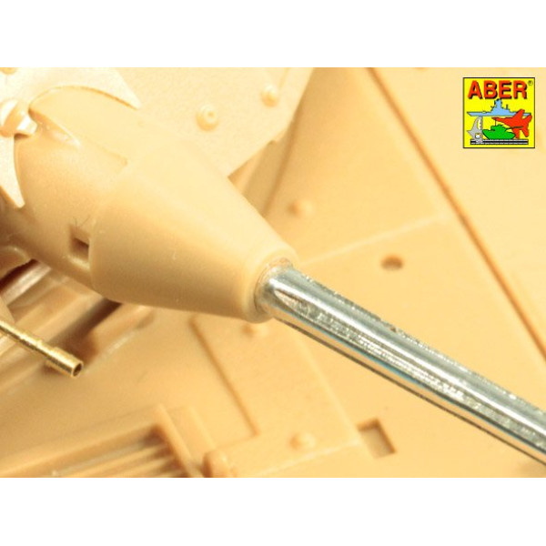 25mm M242 Bushmaste rribbed chain gun barrel & 7,62mm M240 machine gun barrel used on late M2A3 Bradley or LAV-25 1/35 ABER 35 L-292