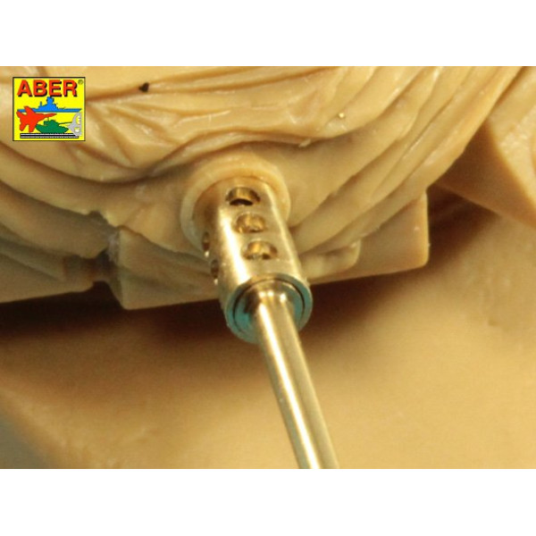 Barrel to U.S. M85 cal .50 heavy machine gun used on M60, M728, LVTP7 1/35 ABER 35 L-297