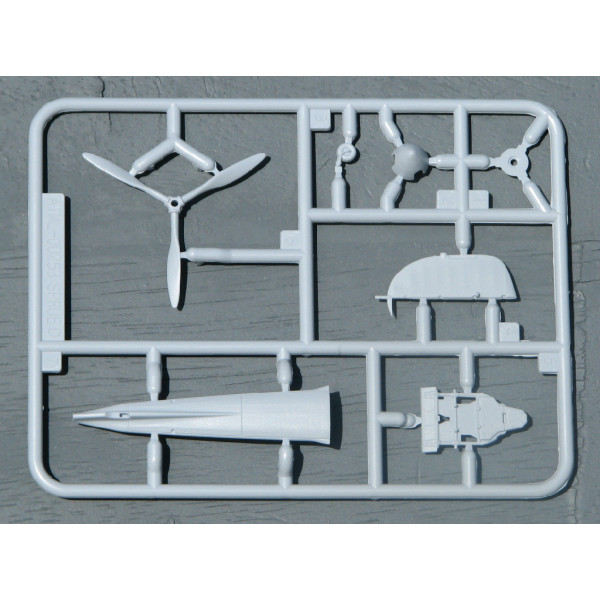 Hawker Hurricane MkI   1/72 Airfix   01010