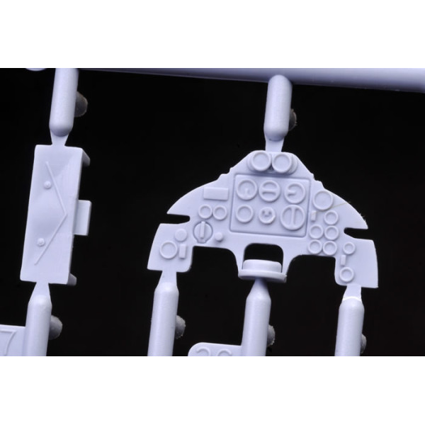 Boulton Paul Defiant Mk1  1/48 Airfix   05128