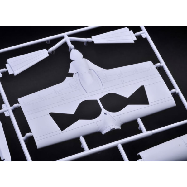 Boulton Paul Defiant Mk1  1/48 Airfix   05128