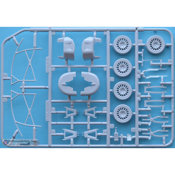 Ford Fiesta WRC (Starter Set)  1/32 Airfix   55302