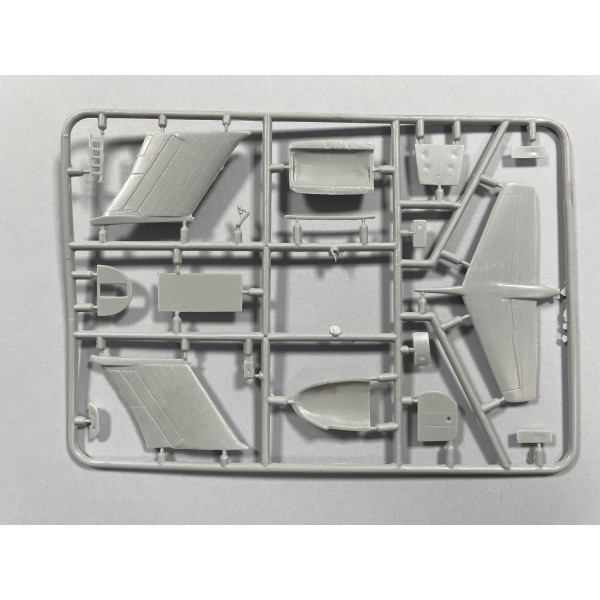 Antonov An-74T - Civil aircraft (Plastic model kit) 1/144 Amodel 1434