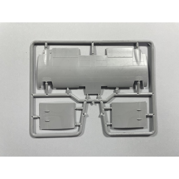 Antonov An-26 - Multi-purpose transport aircraft 1/72 Amodel 72134