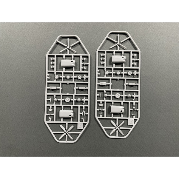 Embraer EMB-121AN Xingu (Plastic model kit) 1/72 Amodel 72364