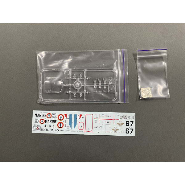 Embraer EMB-121AN Xingu (Plastic model kit) 1/72 Amodel 72364