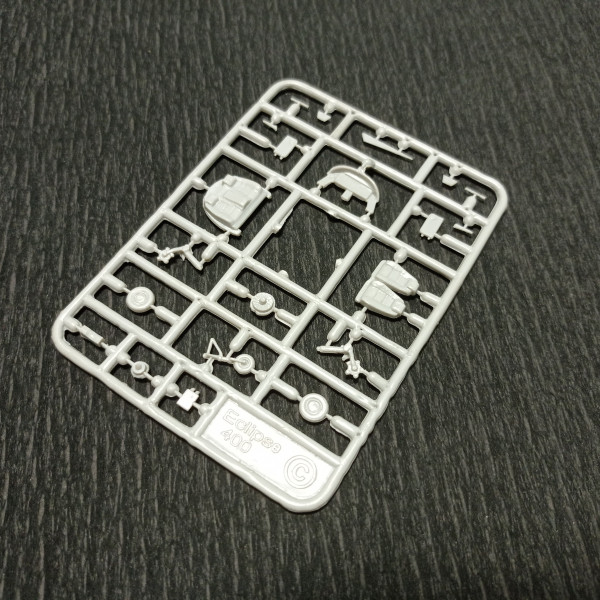 Light jet aircraft Eclipse-400 1/72 Amodel 72369