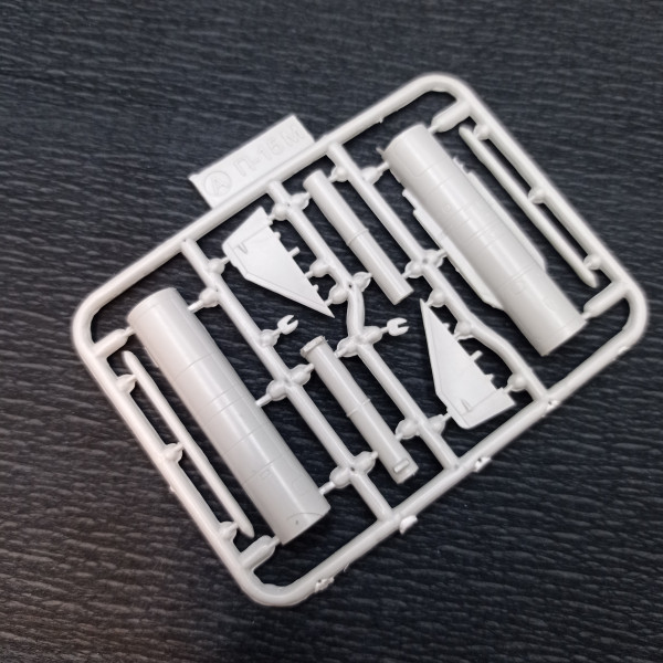 Anti-ship missile P-15/P-15M "Termit" 1/72 Amodel NA72015