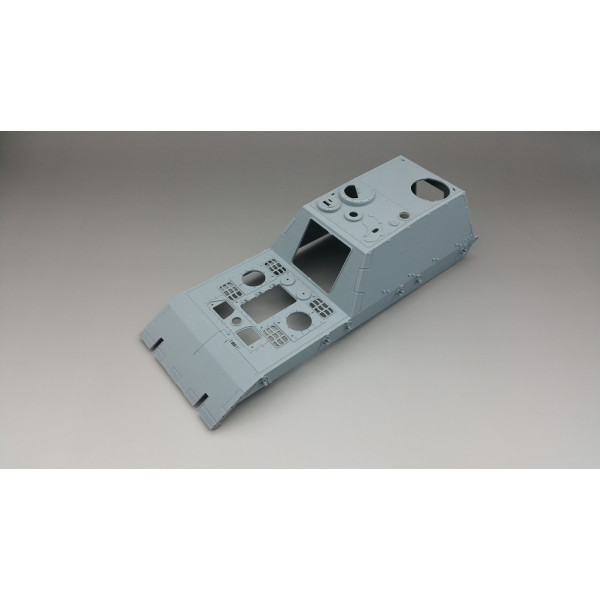 Jagdpanzer E-100 1/35 Amusing Hobby  35A017