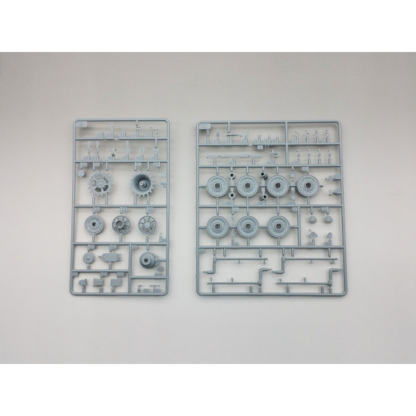  Panzerkampfwagen Panther II 1/35 Amusing Hobby  35A018