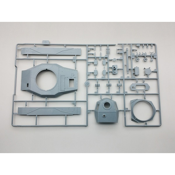  Pz.Kpfw.38D mit Pz.IV Turm 8cm PAW 600 1/35 Amusing Hobby  35A019