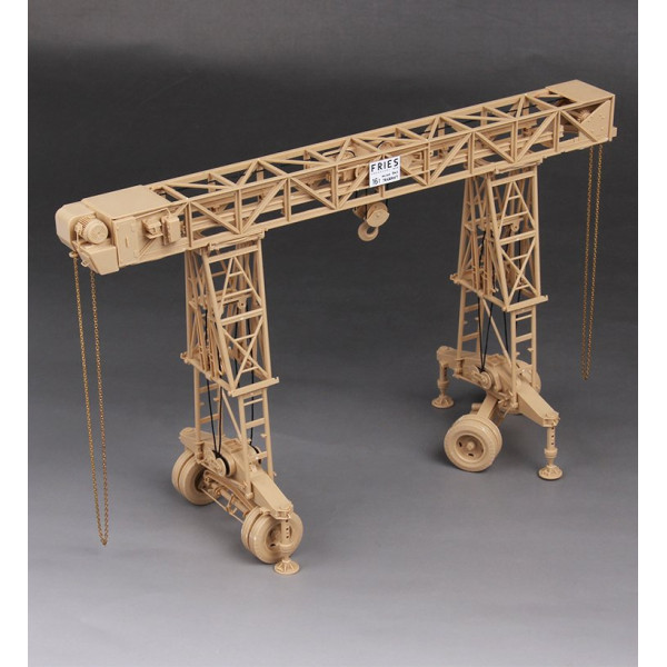 Fries Kran 16t Strabokran, 1/35 Amusing Hobby 35B003