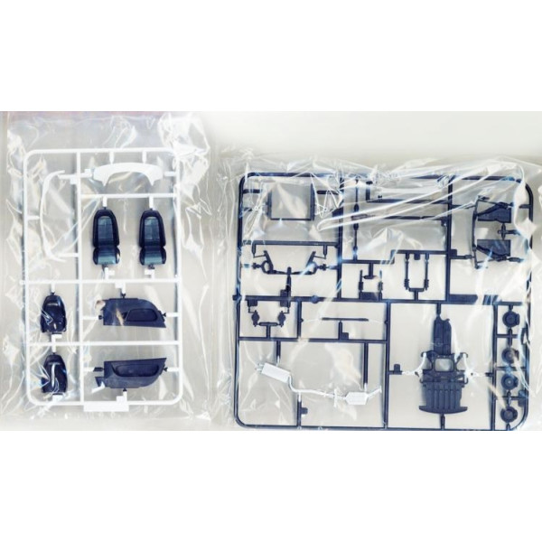 Mazda FD3S RX-7 '99 (Innocent Blue mica) 1/24 Aoshima 05498