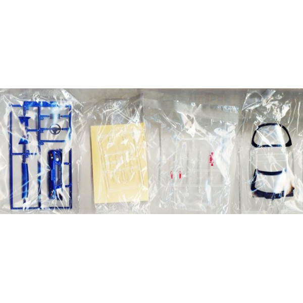 Mazda FD3S RX-7 '99 (Innocent Blue mica) 1/24 Aoshima 05498