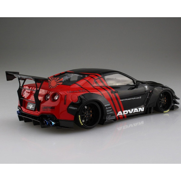 Nissan R35 GT-R typ 2 Liberty Walk 1/24 Aoshima 05592