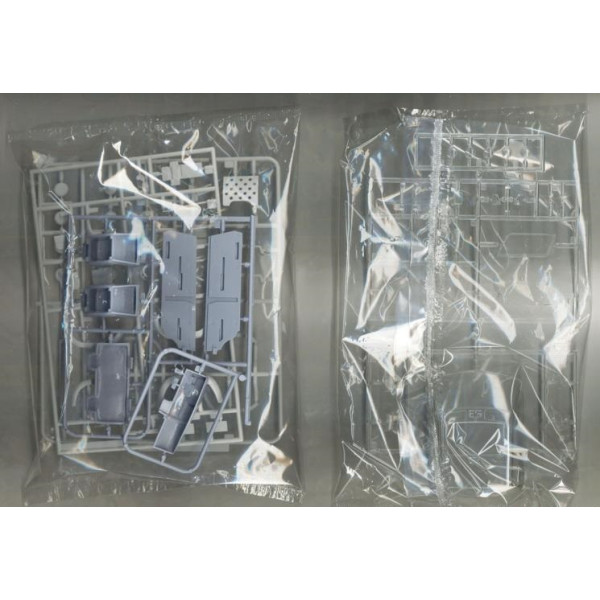 Toyota VZN130G Hilux Surf SS 1/24 Aoshima 05698