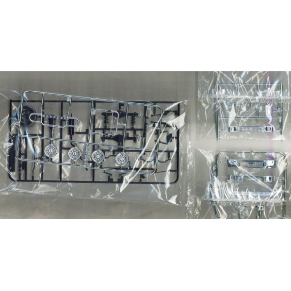 Toyota VZN130G Hilux Surf SS 1/24 Aoshima 05698