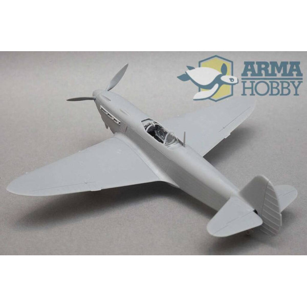 Yakovlev Yak-1b Expert Set! 1/72 Arma Hobby 70027