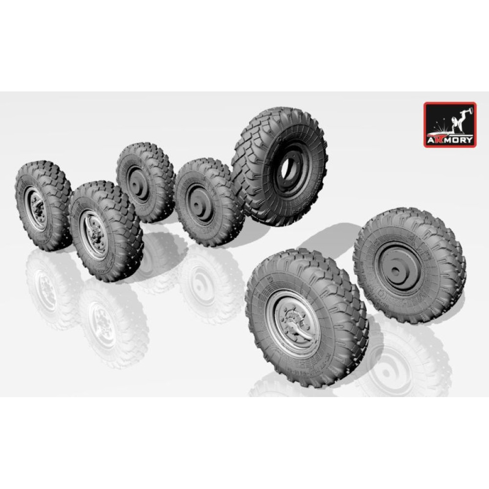 ZiL-131 wheels w/ M-93 tires 1/72 Armory Models AR AC7257