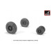 F-14 Tomcat early type wheels w/ weighted tires 1/32 Armory Models AR AW32309