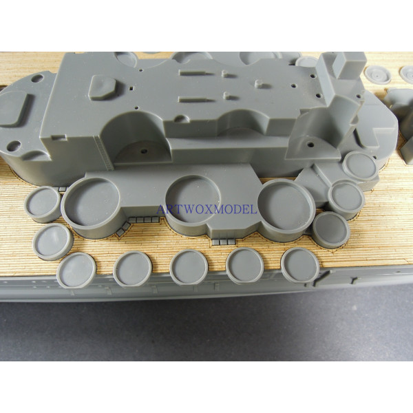 Wooden deck - Yamato 2013 release (Tamiya 78030) 1/350 ArtWox AW10096 