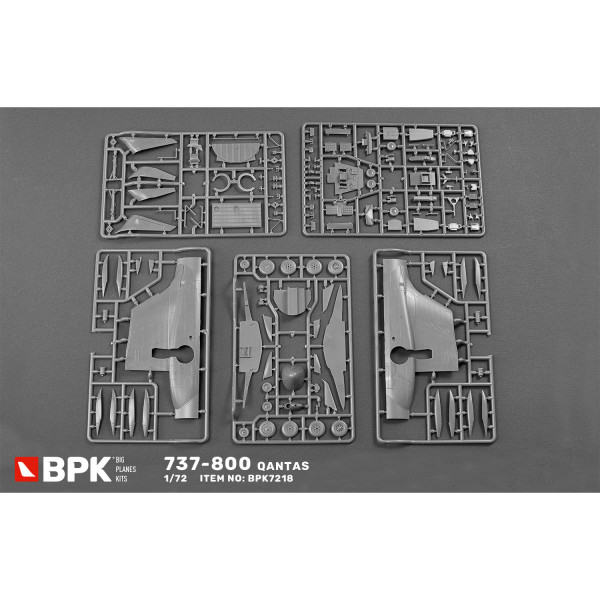 Boeing 737-800 QANTAS 1/72 BPK 7218