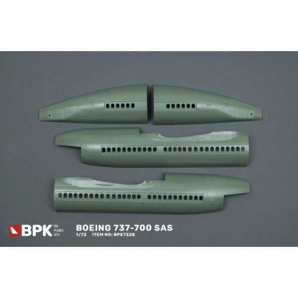 Boeing 737-700 SAS 1/72 BPK 7228