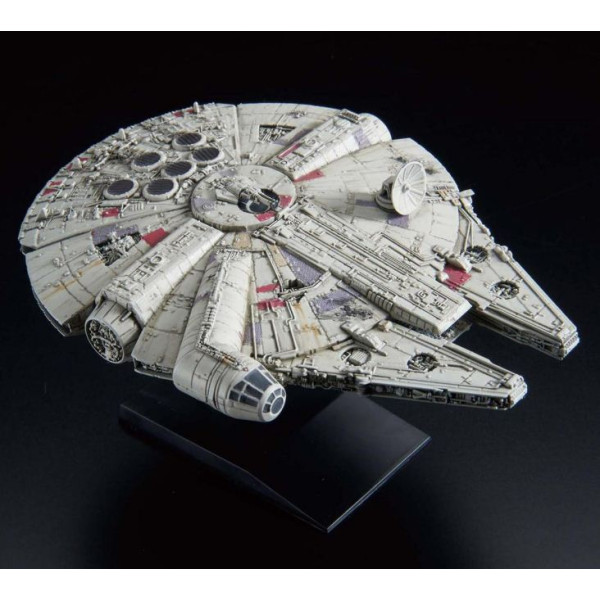 Millennium  Falcon (EMPIRE STRIKES BACK VER.) 1/350  Bandai 055704