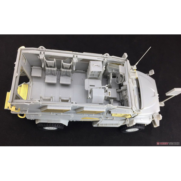 American wheeled armored personnel carrier M1224 MaxxPro MRAP 1/35 Bronco Models 35142
