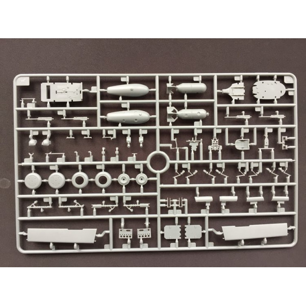 Curtiss Hawk 81-A2 AVG (Special Edition)  1/48 Bronco Models FB4009
