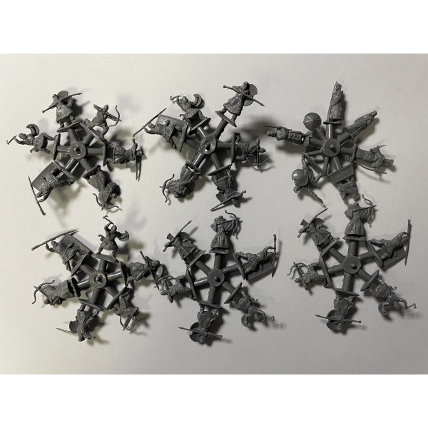 Persians at Marathon (35 figures, 11 poses)  1/72 CHINTOYS 72001