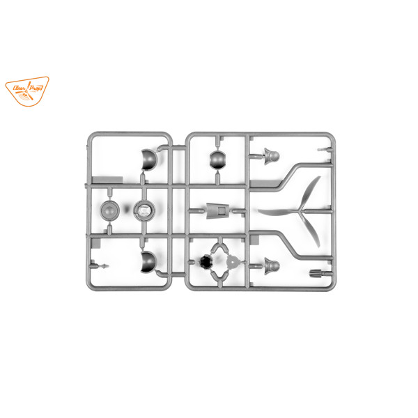 TB.2 UAV in UKRAINIAN NAVY (STARTER KIT) 1/35 Clear Prop 3503
