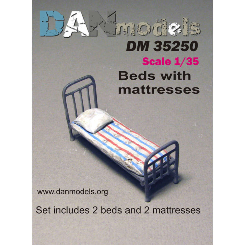 Beds with mattresses 1/35 DANmodels  35250
