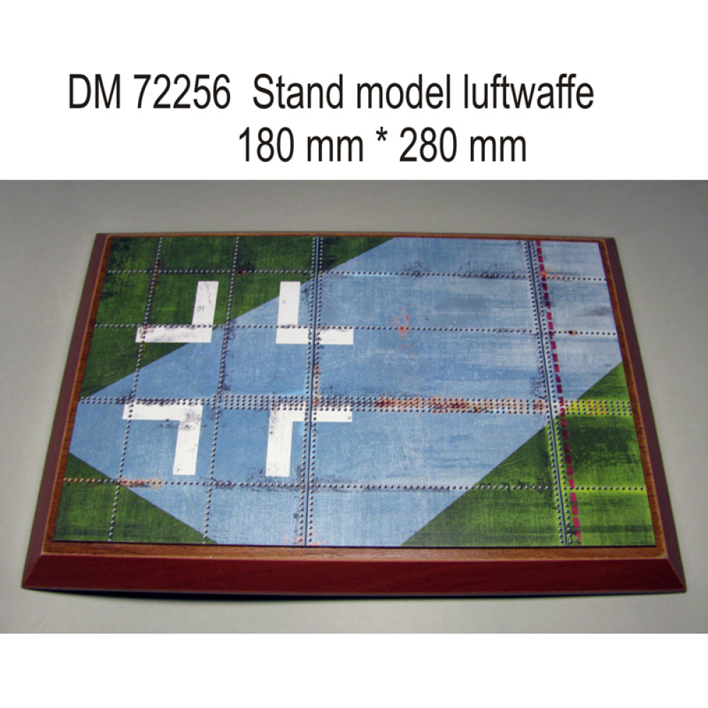 Stand model luftwaffe 180 mm * 280 mm 1/72 DANmodels  72256